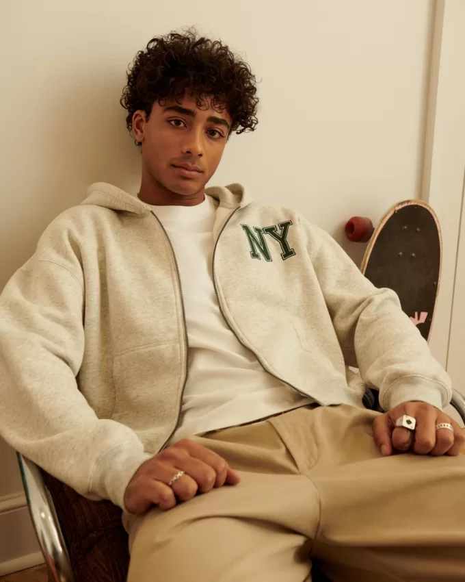 Boxy Crop NY Graphic Zip-Up Hoodie,Boxy Crop NY Graphic Zip-Up Hoodie