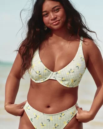 Curvy High Apex Ribbed Underwire Bikini Top,Curvy High Apex Ribbed Underwire Bikini Top