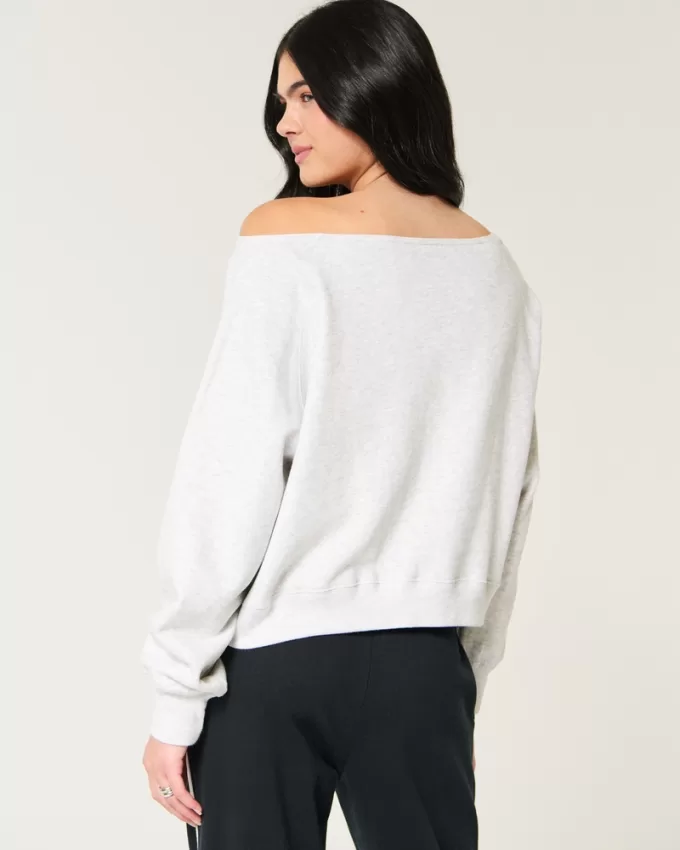 Easy Off-the-Shoulder Iowa Hawkeyes Graphic Sweatshirt,Easy Off-the-Shoulder Iowa Hawkeyes Graphic Sweatshirt