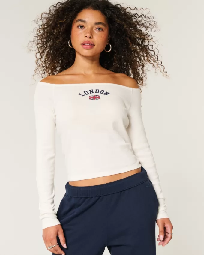 Easy Off-the-Shoulder London Graphic Tee,Easy Off-the-Shoulder London Graphic Tee