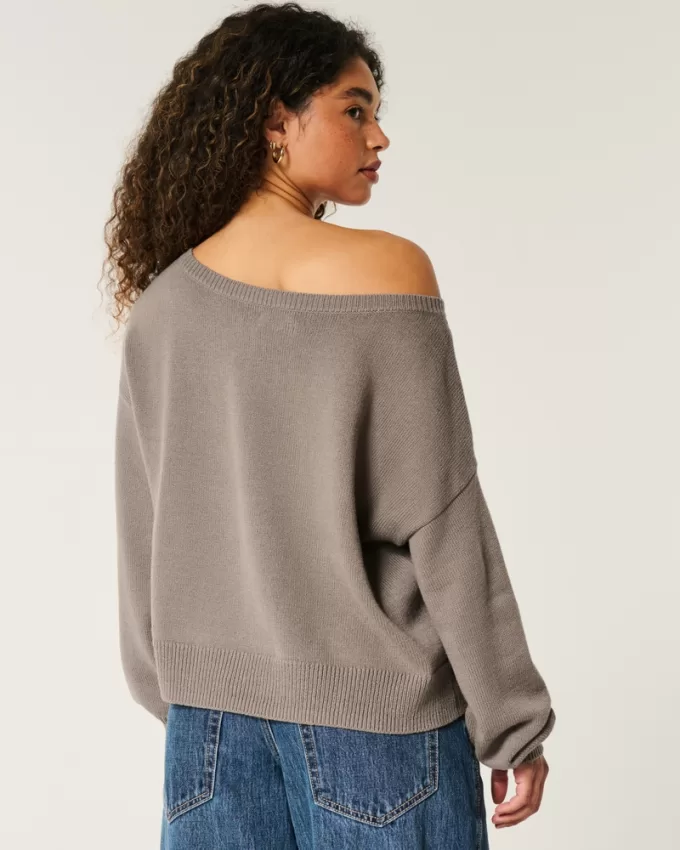 Easy Off-the-Shoulder Star Graphic Sweater,Easy Off-the-Shoulder Star Graphic Sweater