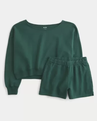 Easy Off-the-Shoulder Sweatshirt & Fleece Shorts Set,Easy Off-the-Shoulder Sweatshirt & Fleece Shorts Set