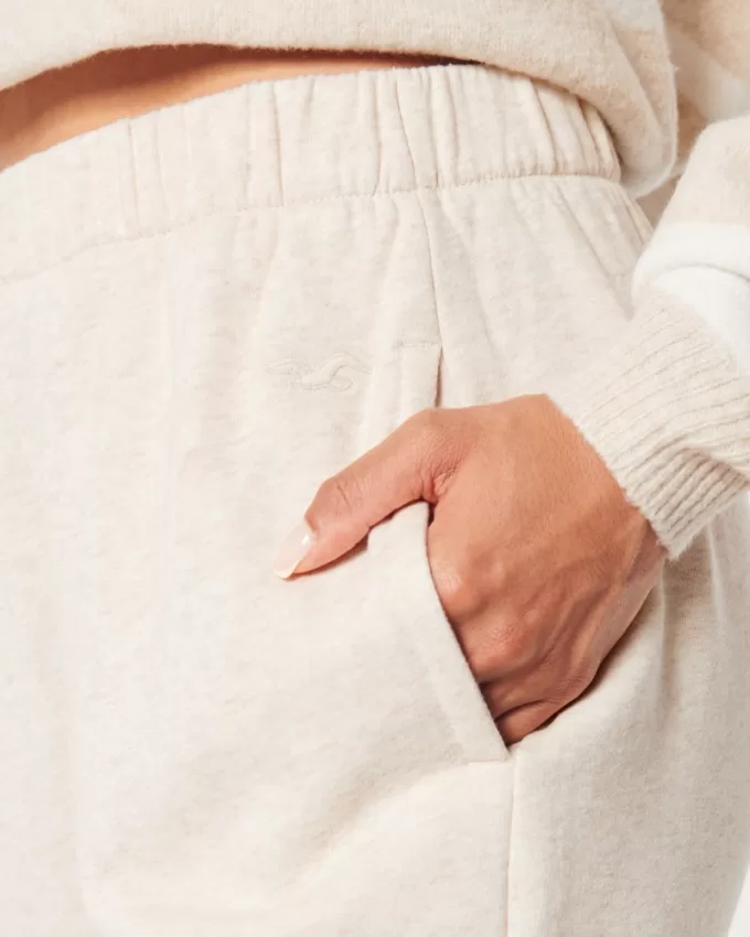 Hollister Feel Good Fleece Dad Joggers,Hollister Feel Good Fleece Dad Joggers