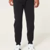 Hollister Feel Good Fleece Joggers,Hollister Feel Good Fleece Joggers