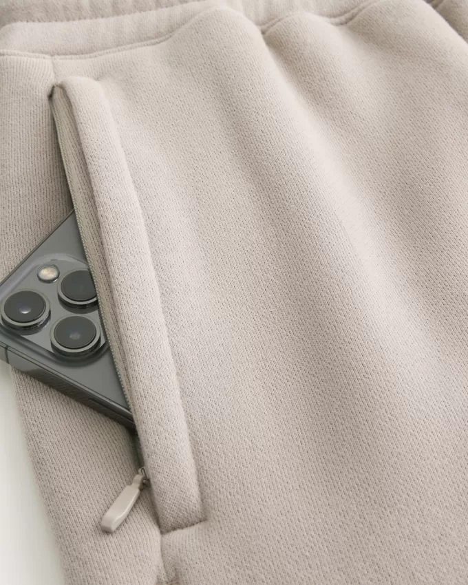 Hollister Feel Good Fleece Mid-Thigh Loose Shorts,Hollister Feel Good Fleece Mid-Thigh Loose Shorts