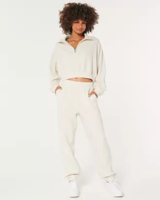 Hollister Feel Good Fleece Mini Half-Zip Sweatshirt,Hollister Feel Good Fleece Mini Half-Zip Sweatshirt