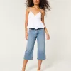 Low-Rise Medium Wash Capri Jeans,Low-Rise Medium Wash Capri Jeans