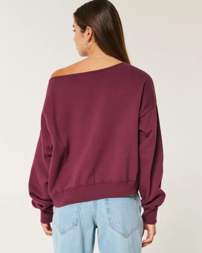 Mini Wreath Graphic Sweatshirt,Mini Wreath Graphic Sweatshirt