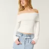 Off-the-Shoulder Sweater,Off-the-Shoulder Sweater